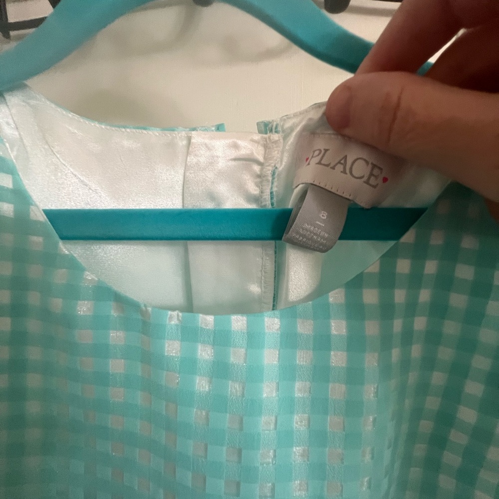 Size 8 never worn children’s place